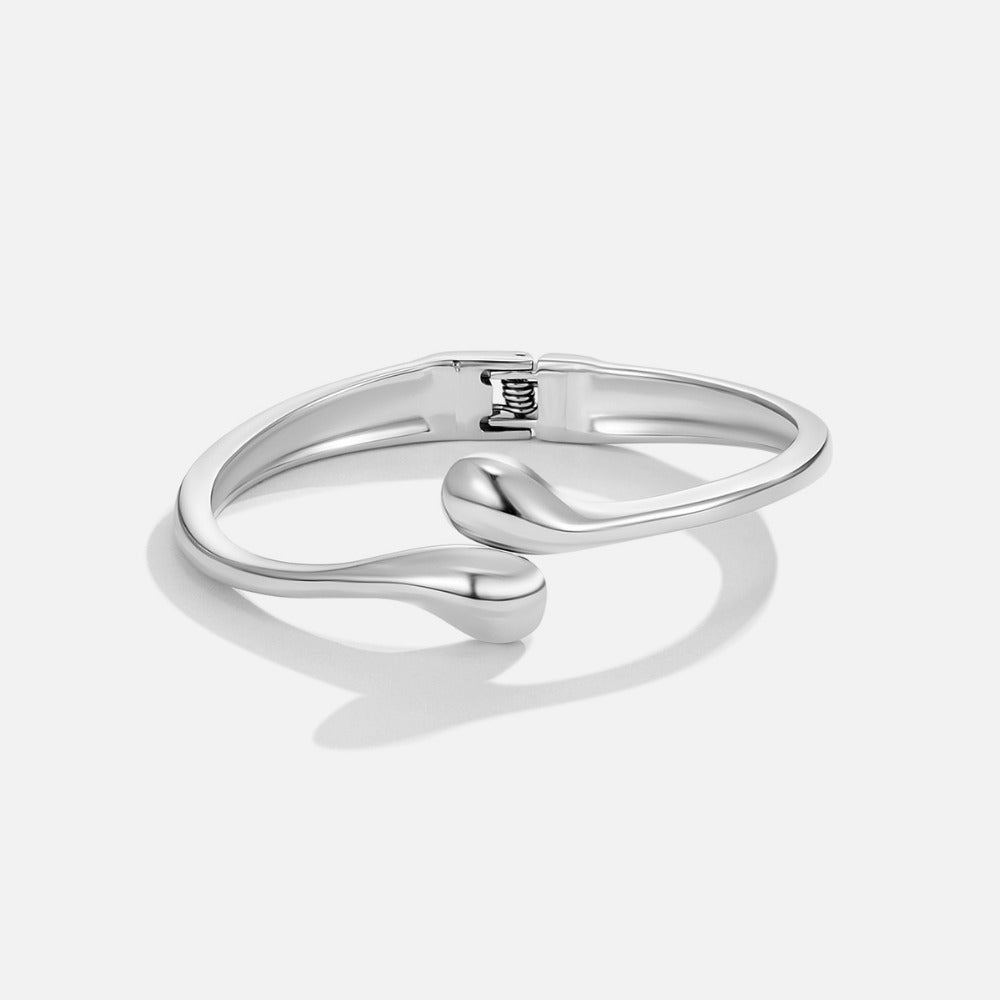 Silver Teardrop Bangle
